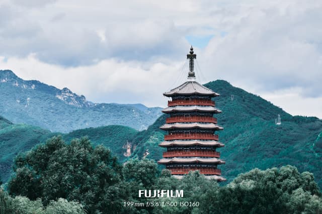 舞鹭惊飞去，清泉石上流（雁栖湖）