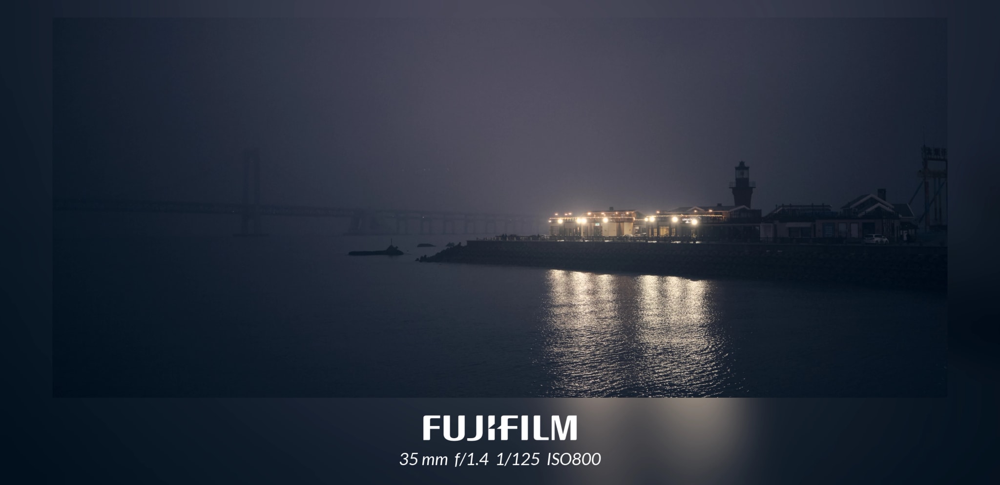 江雾秋楼白，灯花夜雨青（大连）